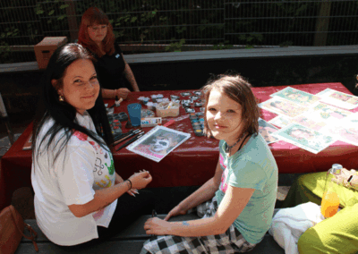 Kinderschminken und Tattoos zum Familienfest in der Goldenen Sonne