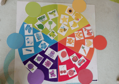 Farbenprojekt in der Krippe der Kita "Sonnenschein"