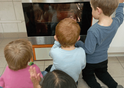 Kuchenbacken im "Kinderhaus Westend"
