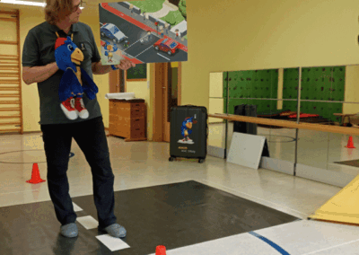 Kita "Märchenland" - der ADAC erklärt Verkehrsregeln