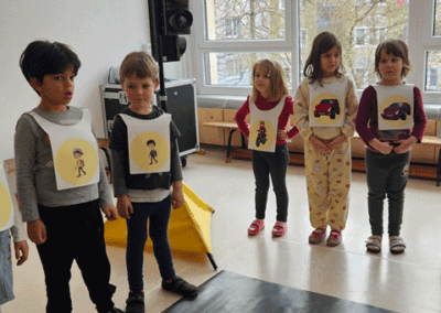 der ADAC zu Gast bei den Vorschülern der Kita Am Bärenstein