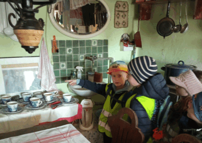 Kita "Märchenland" - Besuch der Weberhäuser