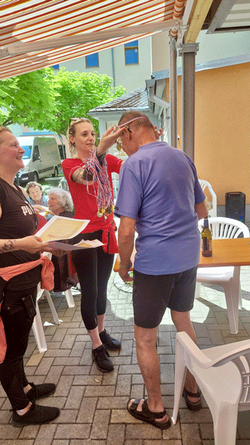 Gemeinsames Sportfest der Tagespflege und Seniorenwohngruppe in Plauen